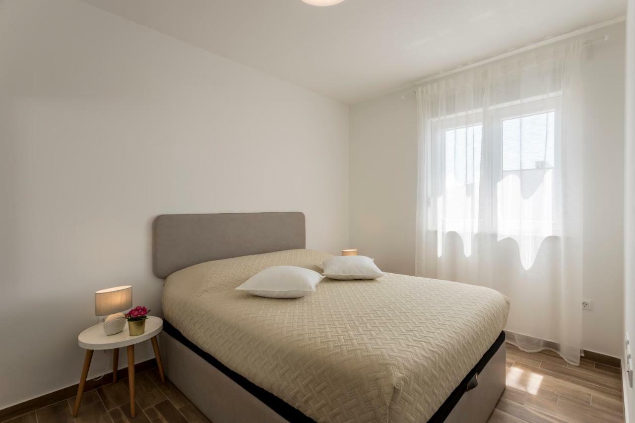 Luxury View Apartments Rogoznica  Exterior photo