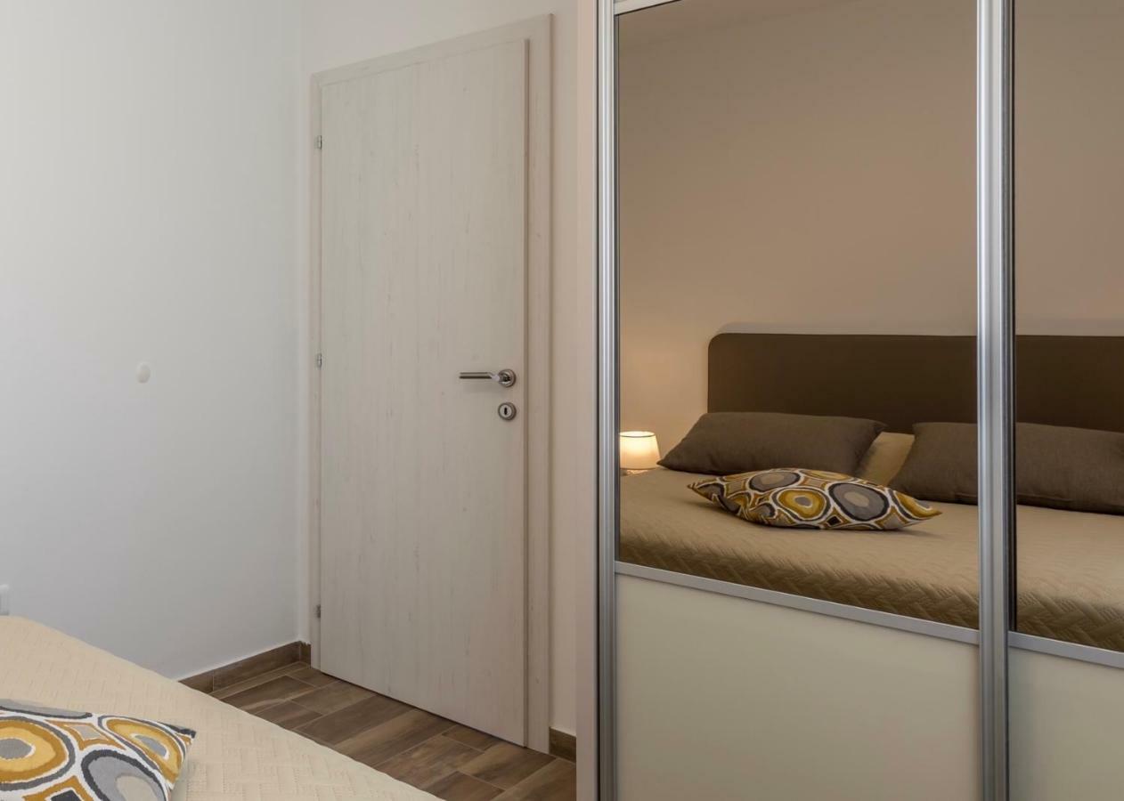 Luxury View Apartments Rogoznica  Exterior photo